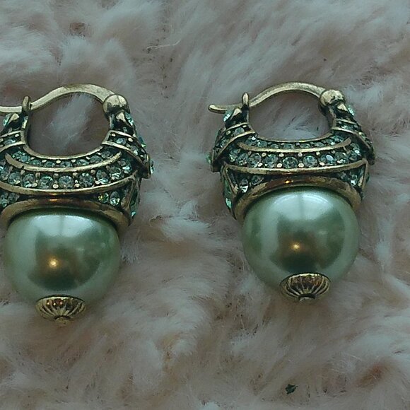 HEIDI DAUS Pretty Precious Crystal Pearl Bead Necklace & Earrings - Picture 6 of 16